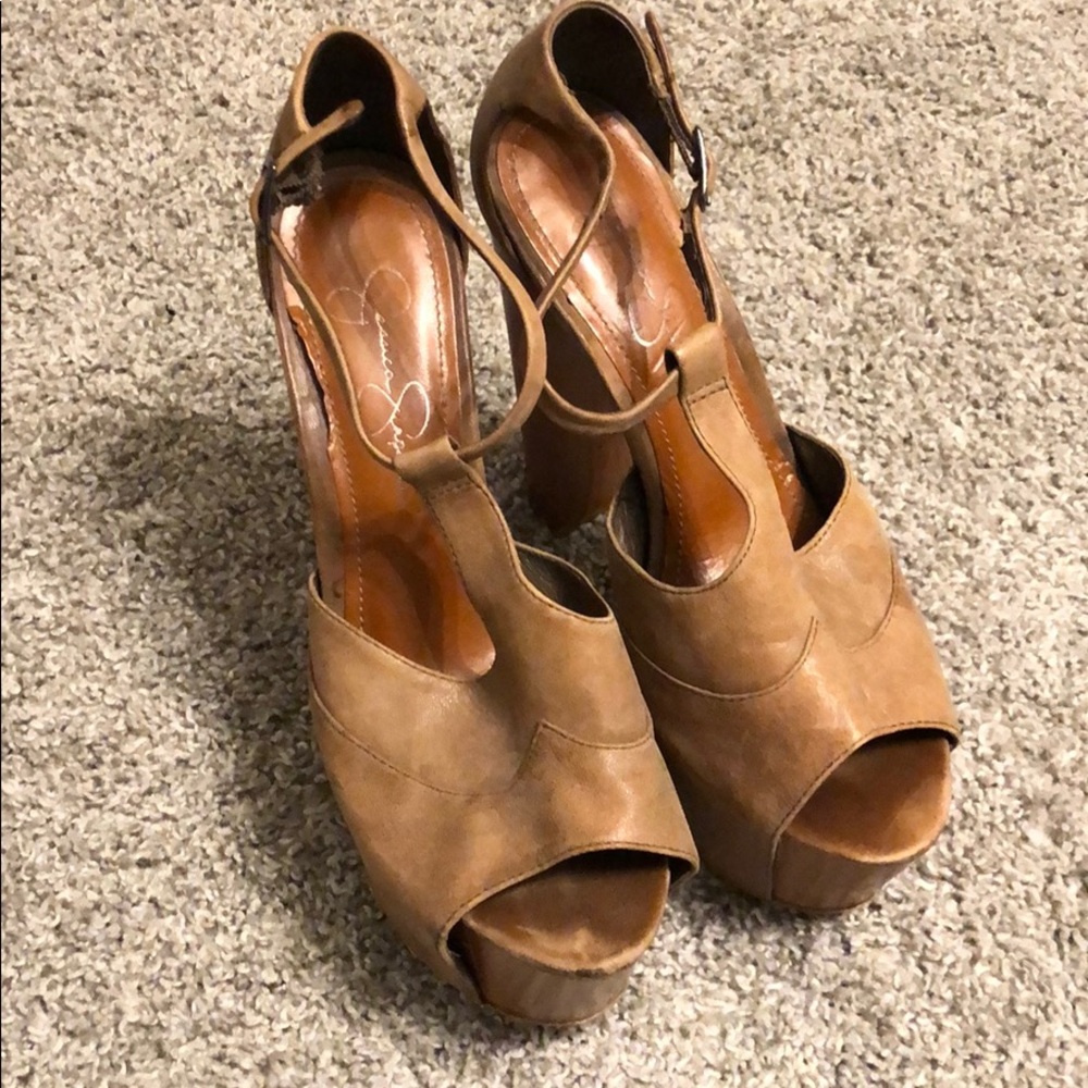 Jessica Simpson platform/ Sandal heels